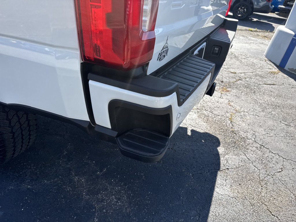 New 2025 Ford F250 Lariat w/ Lariat Ultimate Package AWD/4WD image 7