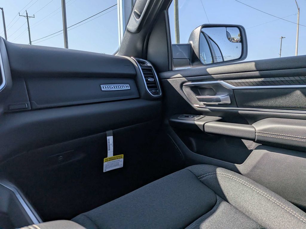 New 2026 RAM 1500 Big Horn AWD/4WD image 17