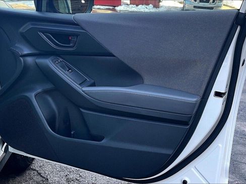 Certified 2025 Subaru Crosstrek 2.0i Premium image 14