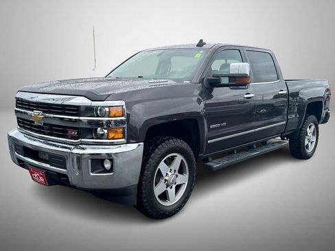 Used 2016 Chevrolet Silverado 2500 LTZ w/ Duramax Plus Package image 2