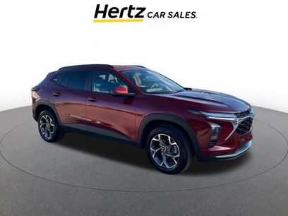 Used 2025 Chevrolet Trax LT