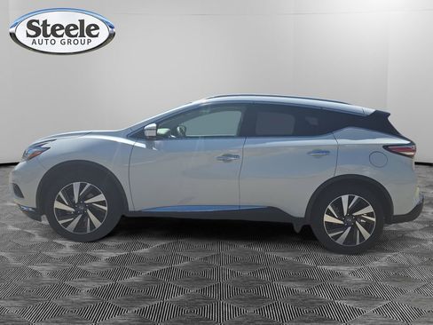 Used 2018 Nissan Murano Platinum image 2