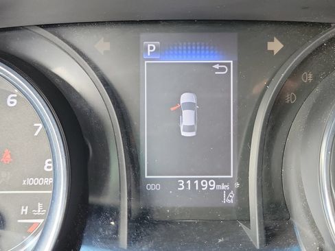 Used 2020 Toyota Camry LE FWD image 26