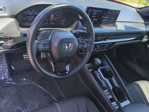 Certified 2025 Honda Accord Sport image 10