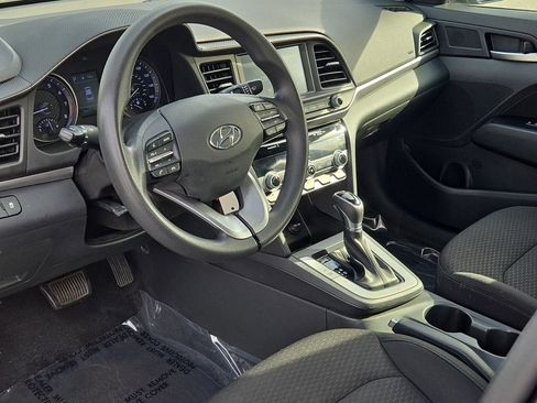 Used 2020 Hyundai Elantra SEL w/ Cargo Package (C1) image 17