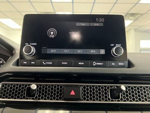 Used 2023 Honda Civic Sport image 28
