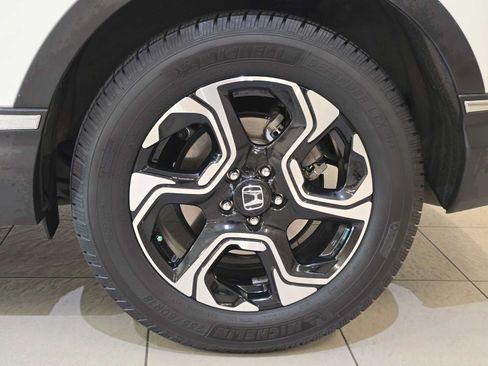 Used 2018 Honda CR-V Touring image 8