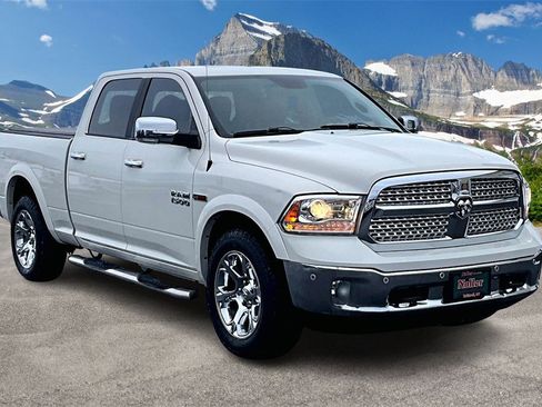Used 2017 RAM 1500 Laramie w/ Convenience Group image 12