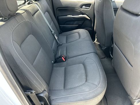 Used 2020 GMC Canyon SLE w/ Driver Alert Package RWD image 26