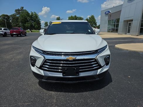 Used 2024 Chevrolet Blazer Premier w/ Driver Confidence II Package image 4