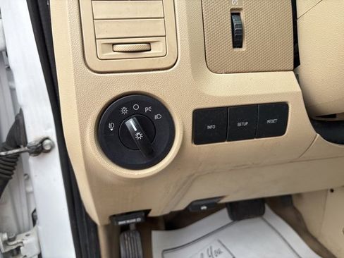 Used 2012 Ford Escape XLT image 24