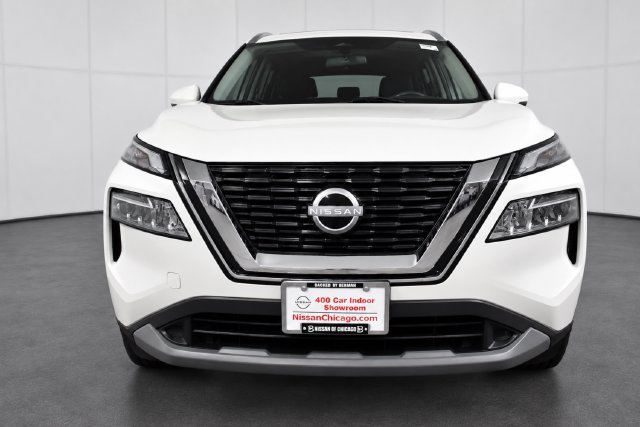 Used 2022 Nissan Rogue SV w/ SV Premium Package AWD/4WD image 2