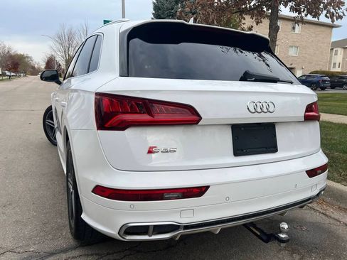 Used 2018 Audi SQ5 Prestige w/ Prestige Package image 4