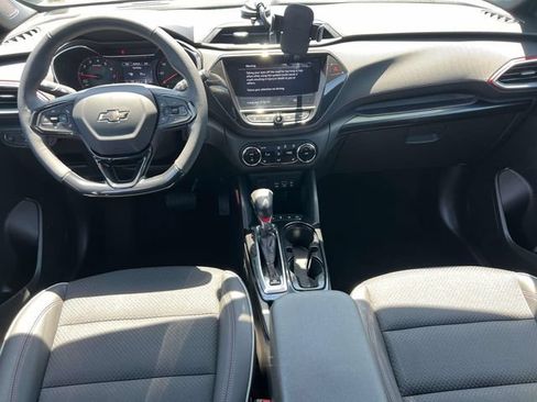 Used 2023 Chevrolet TrailBlazer RS w/ Convenience Package AWD/4WD image 14
