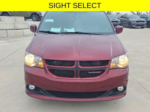 Used 2017 Dodge Grand Caravan GT FWD image 8