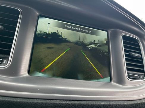Used 2023 Dodge Charger SXT image 16