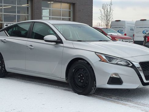 Used 2020 Nissan Altima 2.5 S image 9