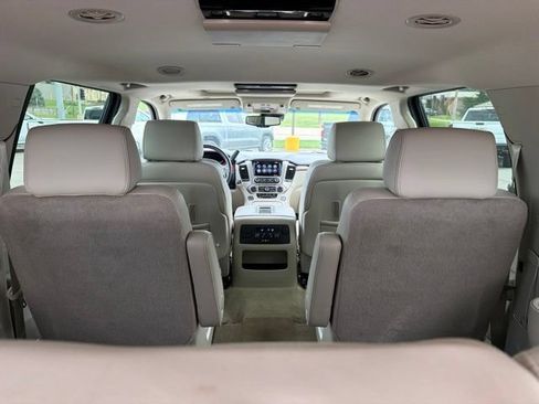 Used 2015 GMC Yukon XL Denali w/ Premium Package AWD/4WD image 32