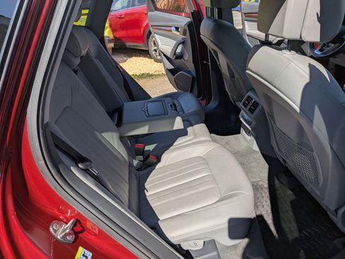 Used 2020 Audi Q5 2.0T Premium image 39