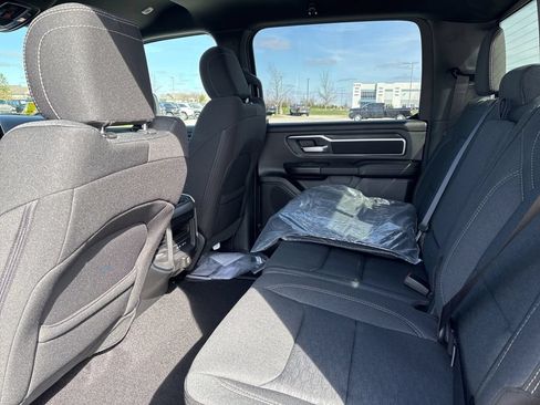 New 2026 RAM 1500 Big Horn AWD/4WD image 9