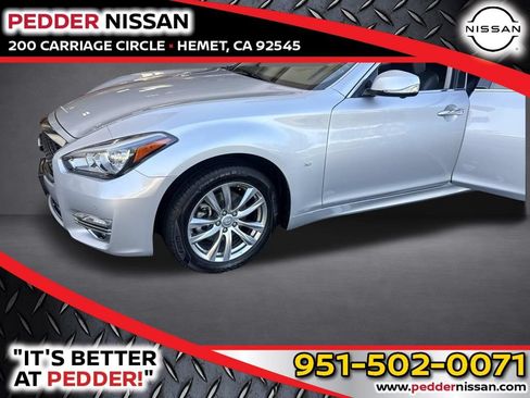 Used 2019 INFINITI Q70 Luxe AWD/4WD image 1