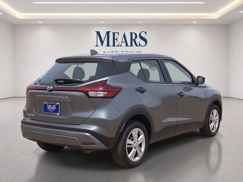 Used 2024 Nissan Kicks S FWD image 5