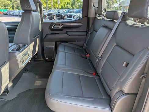 Used 2023 GMC Sierra 1500 SLT w/ SLT Premium Package image 13