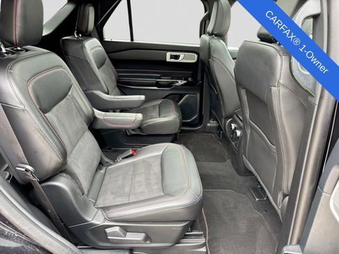 Used 2024 Ford Explorer ST-Line w/ Class IV Trailer Tow Package AWD/4WD image 24