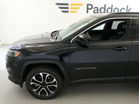 Used 2023 Jeep Compass Limited AWD/4WD image 5