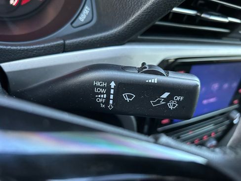 Used 2022 Volkswagen Passat 2.0T SE image 22