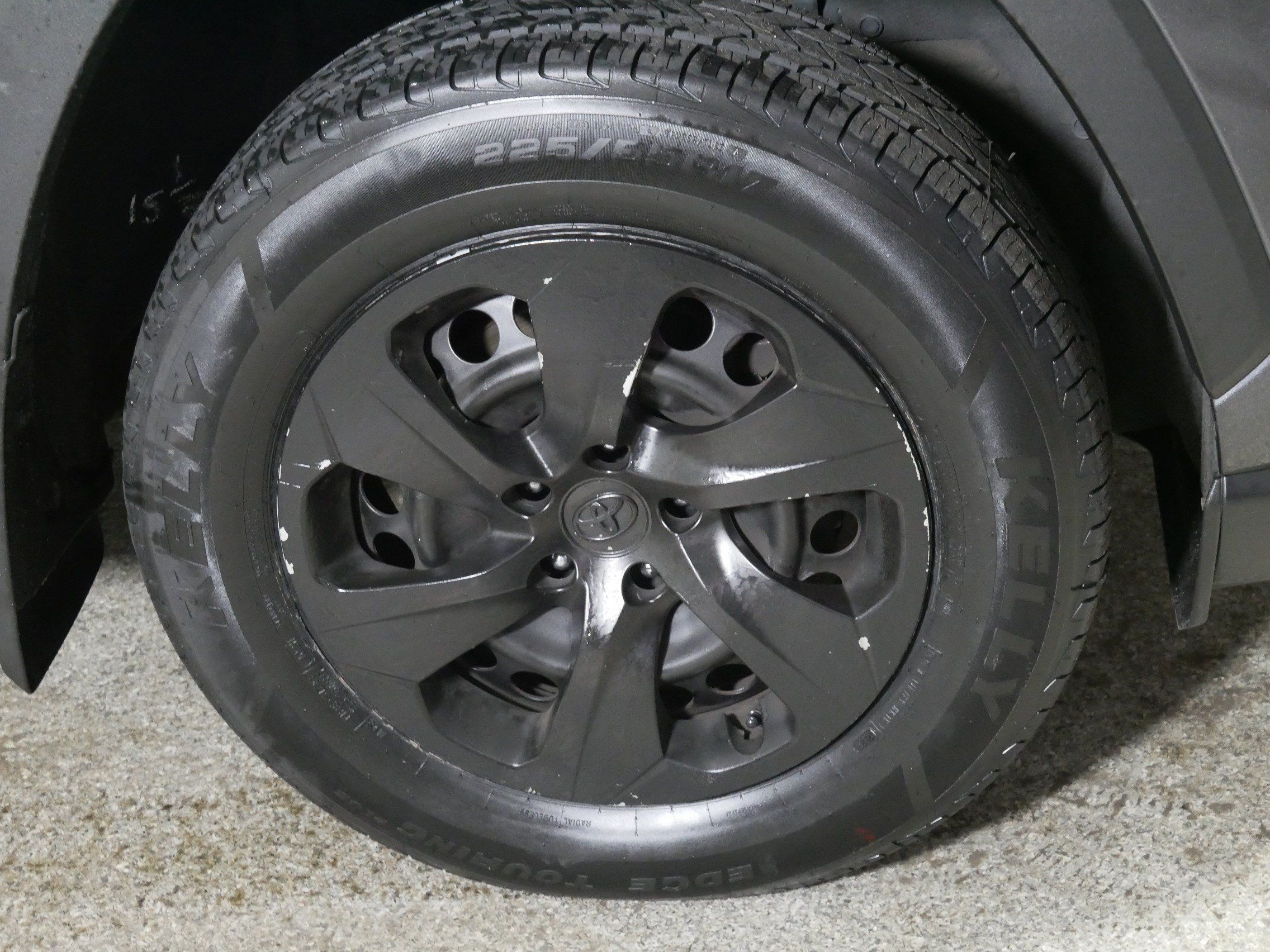 Used 2022 Toyota RAV4 LE AWD/4WD image 15