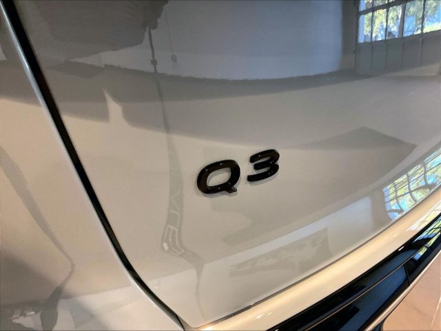 New 2026 Audi Q3 quattro 2.0T AWD/4WD image 11