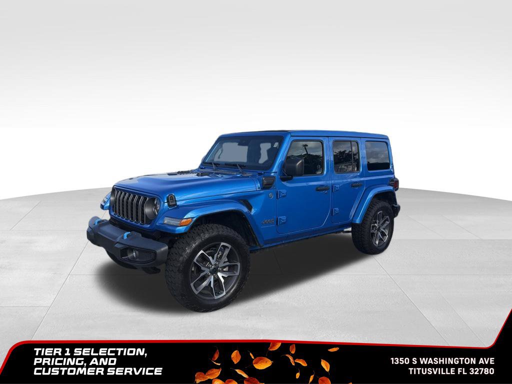 Used 2024 Jeep Wrangler Unlimited w/ Technology Group AWD/4WD image 3