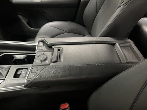 Used 2024 Toyota Grand Highlander XLE image 20