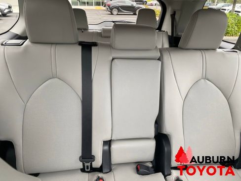 New 2026 Toyota Grand Highlander AWD Hybrid image 23