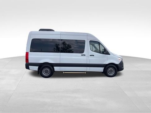 Used 2021 Mercedes-Benz Sprinter 2500 image 6
