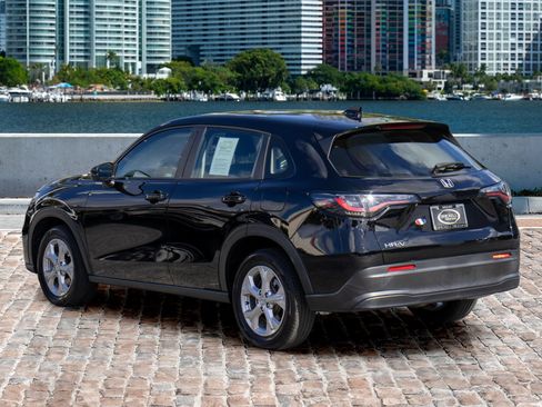 Certified 2024 Honda HR-V LX image 7