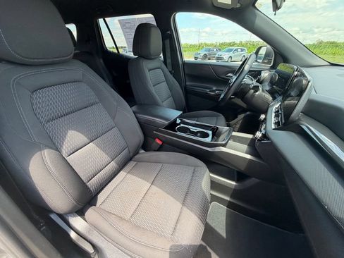 Used 2025 Chevrolet Equinox LT AWD/4WD image 29