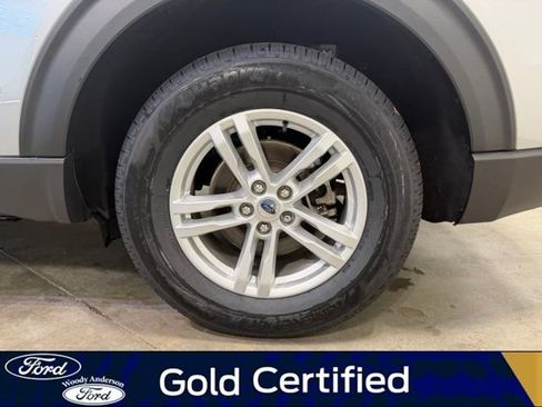 Certified 2024 Ford Explorer XLT w/ Equipment Group 202A AWD/4WD image 8