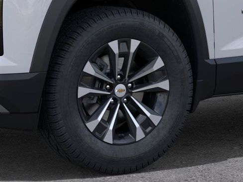 New 2027 Chevrolet Equinox LT FWD image 9