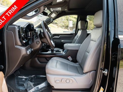 Used 2022 GMC Sierra 1500 SLT w/ SLT Convenience Package AWD/4WD image 25
