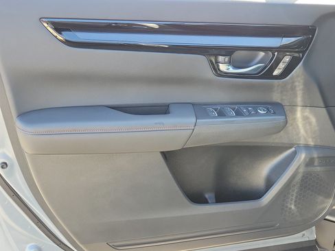 Used 2026 Honda CR-V Sport Touring image 13