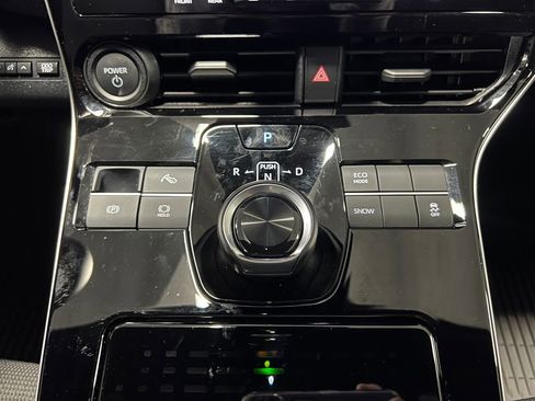 Certified 2025 Toyota bZ4X FWD image 29