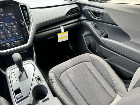 Used 2025 Subaru Crosstrek 2.0i Premium w/ Crosstrek Mirror Package AWD/4WD image 16