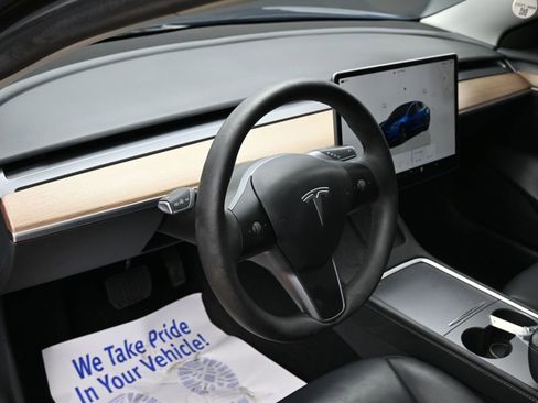 Used 2023 Tesla Model 3 Standard Range image 15