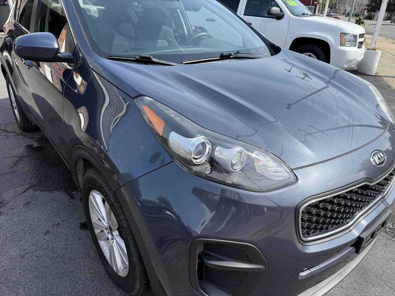 Used 2019 Kia Sportage LX FWD image 12