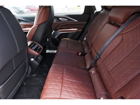 New 2027 Cadillac Lyriq Signature Sport w/ Nappa Leather Package AWD/4WD image 6