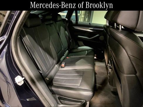 Used 2019 BMW X6 xDrive35i w/ M Sport Package image 19