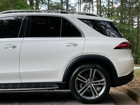 Used 2021 Mercedes-Benz GLE 350 w/ Premium Package image 5