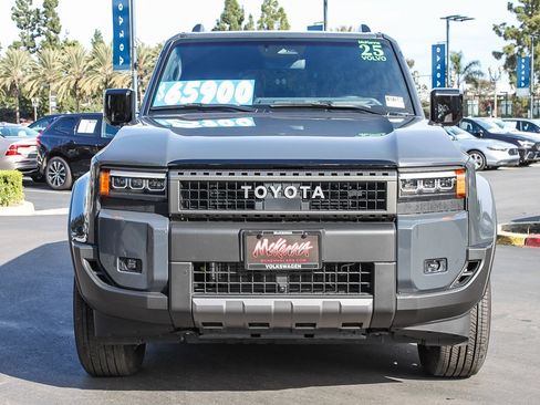 Used 2025 Toyota Land Cruiser image 2